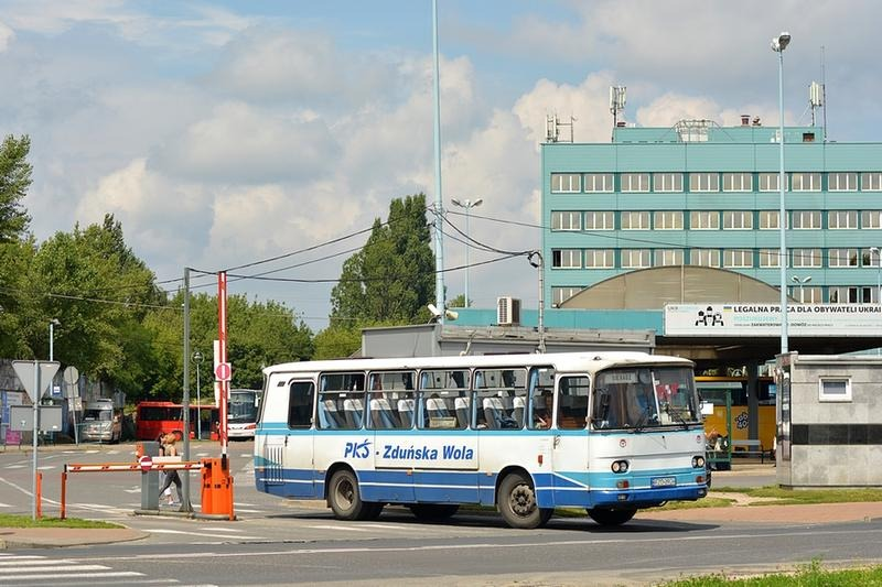 Zduńska Wola PKS: stary dworzec zamknięty – gdzie teraz wsiąść do autobusu?