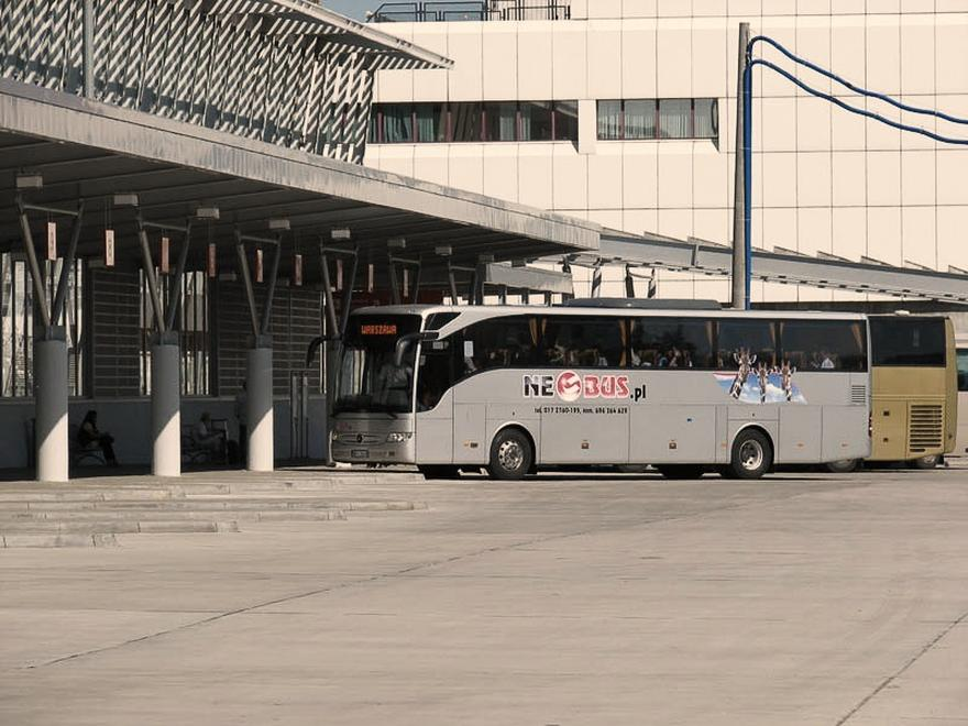 Adres dworca Neobus